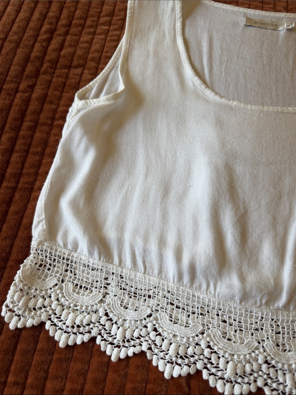MINKPINK Ivory Crochet-Hem Cropped Tank - Picture 4 of 7